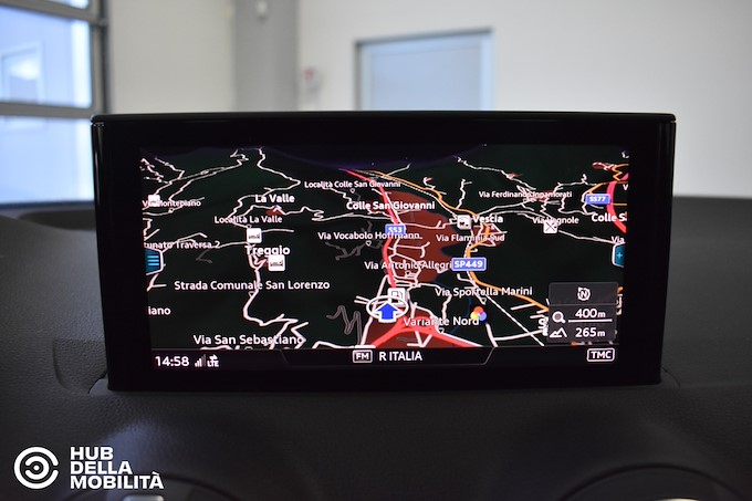 AUDI Q2 30 TDI S tronic Business